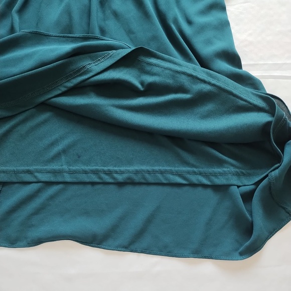 CITY CHIC ccx Long Sleeve Green V-neck Mini Dress Size 16 - Picture 11 of 11